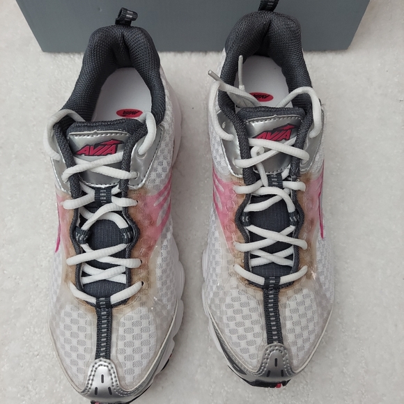NIB. WOMEN'S AVIA RUNNING SGR 2. SIZE 6. Medium width - Picture 14 of 16